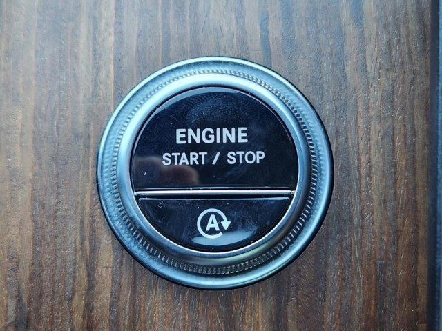 Used 2024 Mercedes-Benz C 300 Sedan image 19