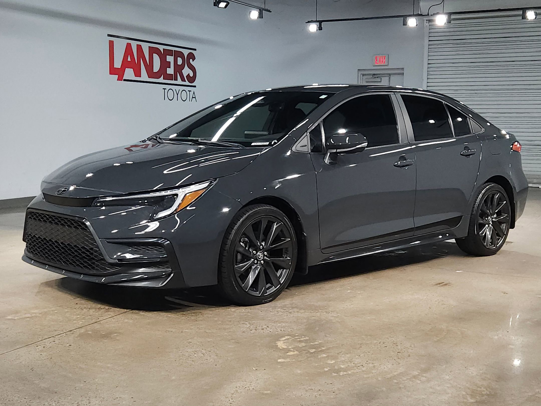 Certified 2024 Toyota Corolla SE image 3