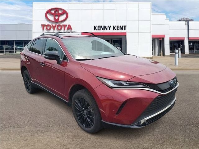 Used 2023 Toyota Venza Nightshade AWD/4WD image 1