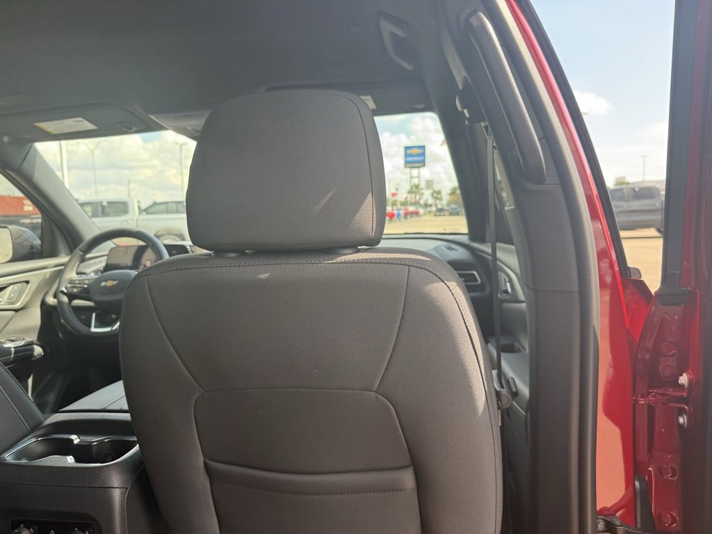 New 2026 Chevrolet Traverse LT image 37