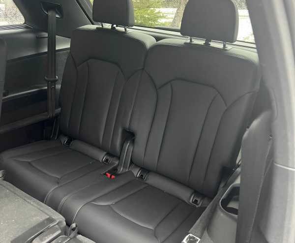 Used 2022 Audi Q7 Premium Plus image 12