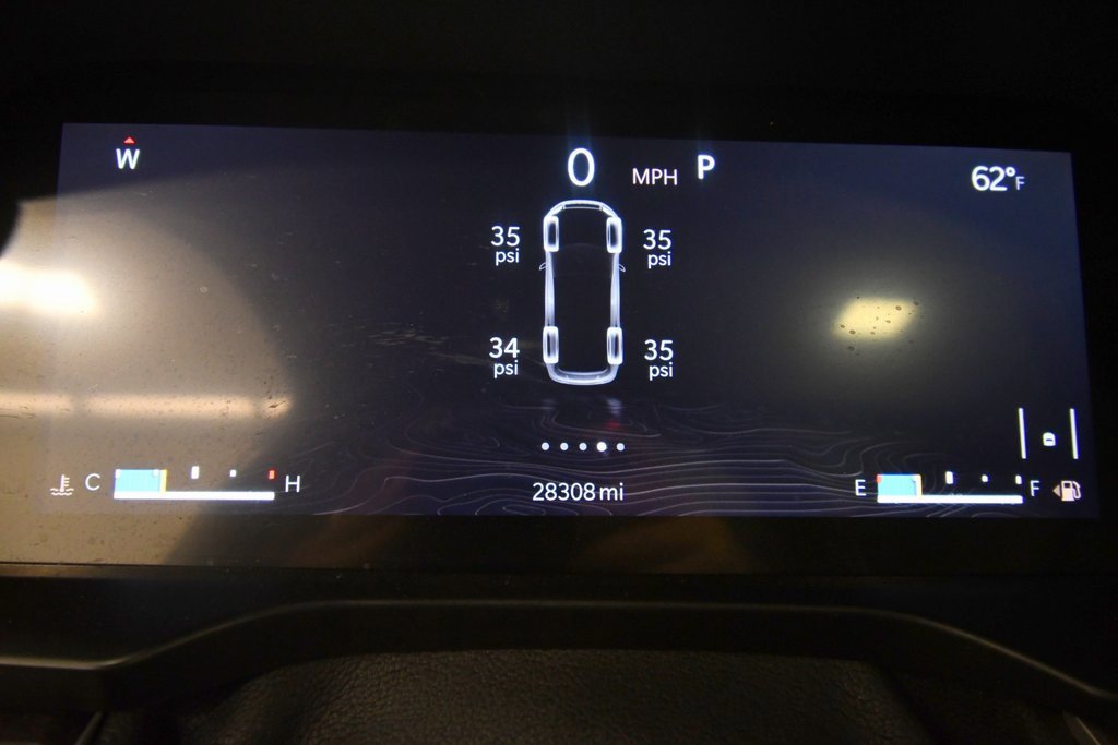 Used 2021 Jeep Grand Cherokee L Limited w/ Luxury Tech Group II image 23