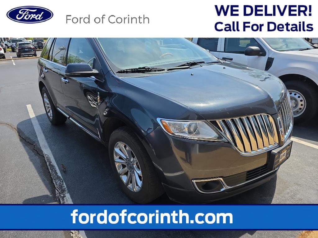 Used 2013 Lincoln MKX FWD image 1