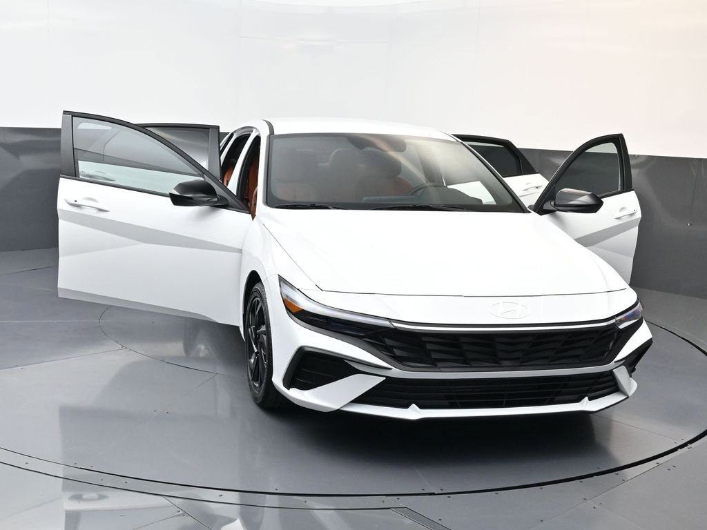 New 2026 Hyundai Elantra Sport image 35