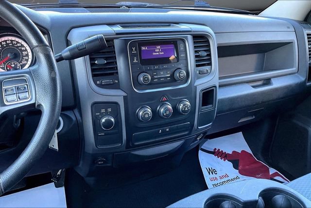 Used 2017 RAM 1500 ST w/ SXT Appearance Group AWD/4WD image 10