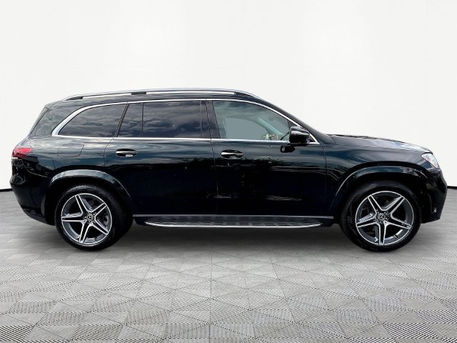 Used 2023 Mercedes-Benz GLS 450 4MATIC image 8