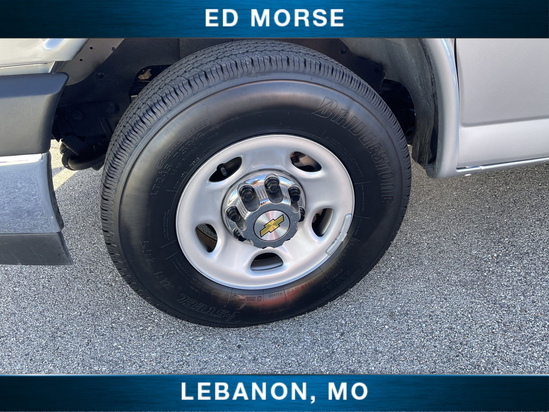 Used 2025 Chevrolet Express 3500 LT w/ LT Preferred Equipment Group image 22