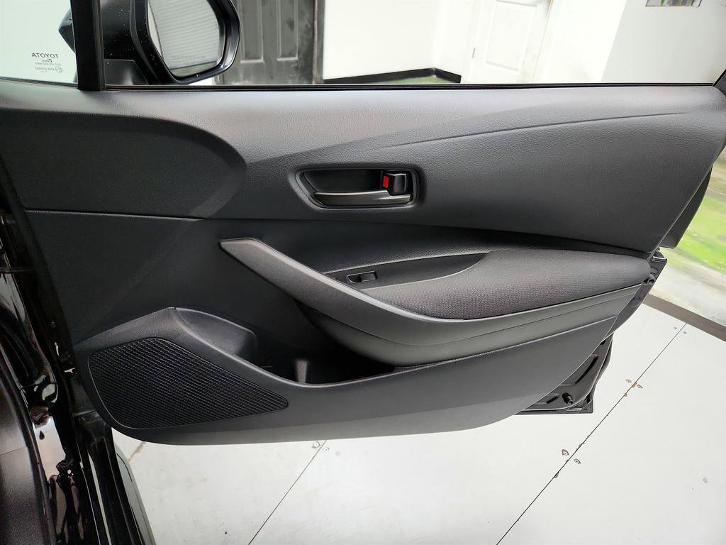 Used 2026 Toyota Corolla LE FWD image 27