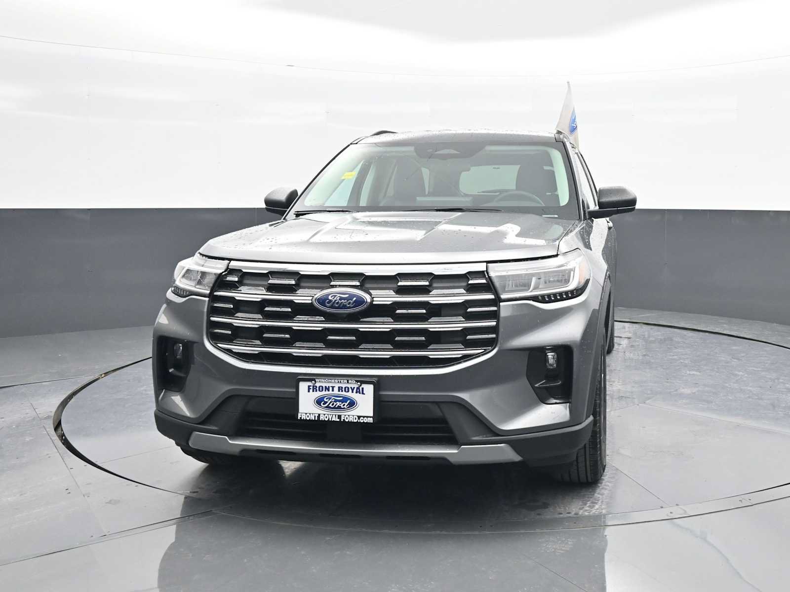 New 2026 Ford Explorer Active w/ Active Comfort Package AWD/4WD image 3