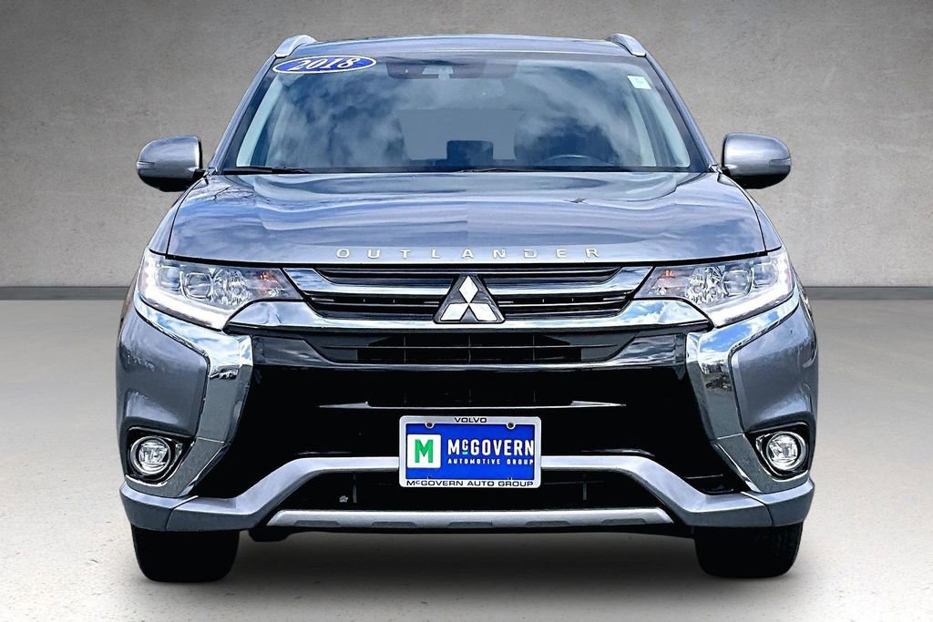 Used 2018 Mitsubishi Outlander GT image 2