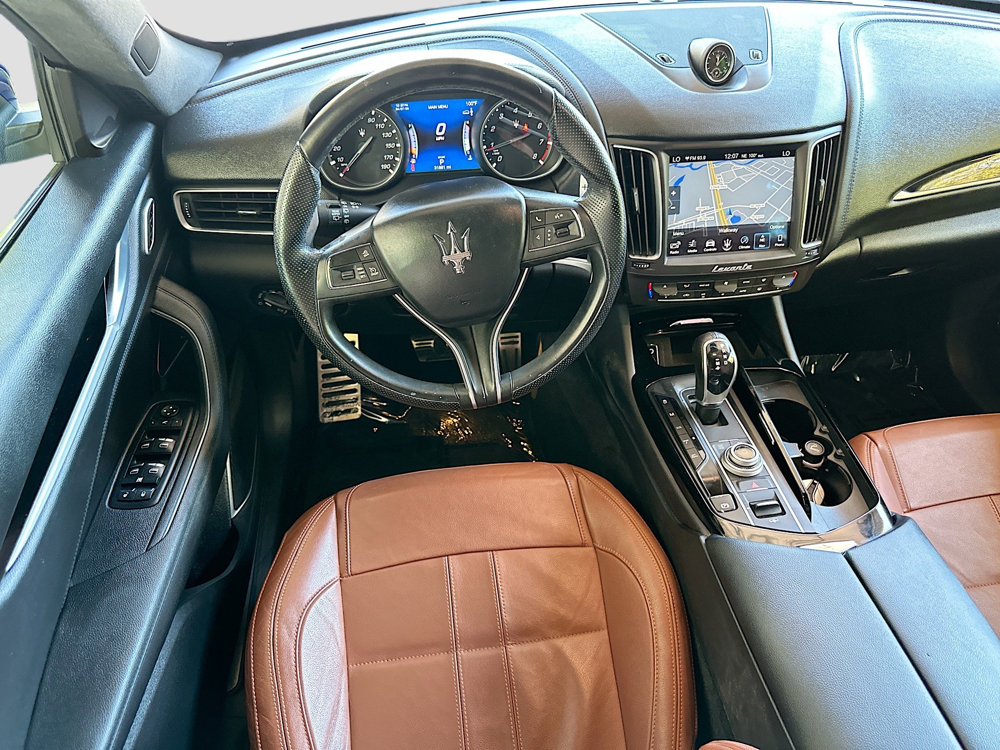Used 2018 Maserati Levante GranSport AWD/4WD image 23