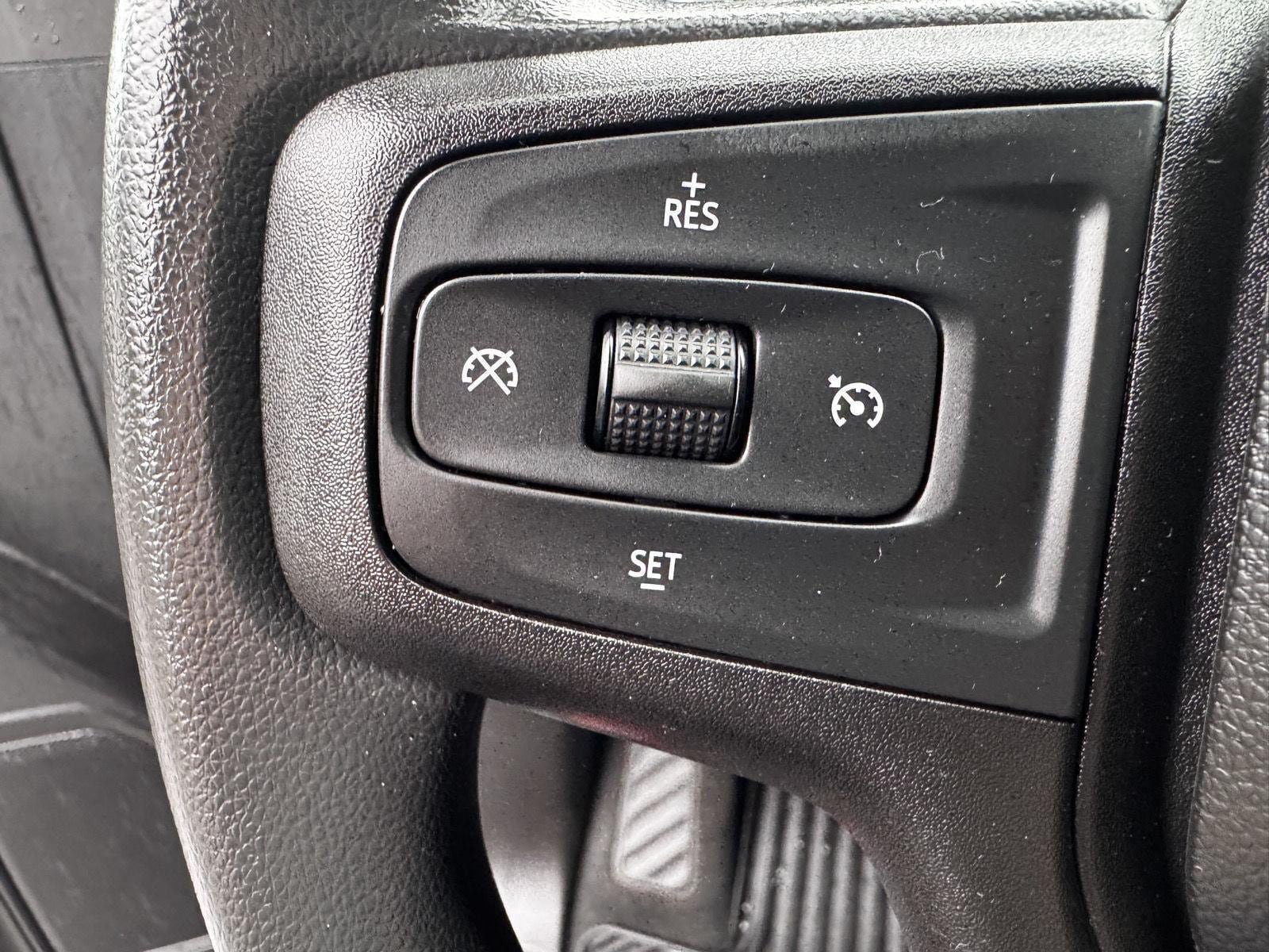 Certified 2021 Chevrolet Silverado 1500 Custom AWD/4WD image 23