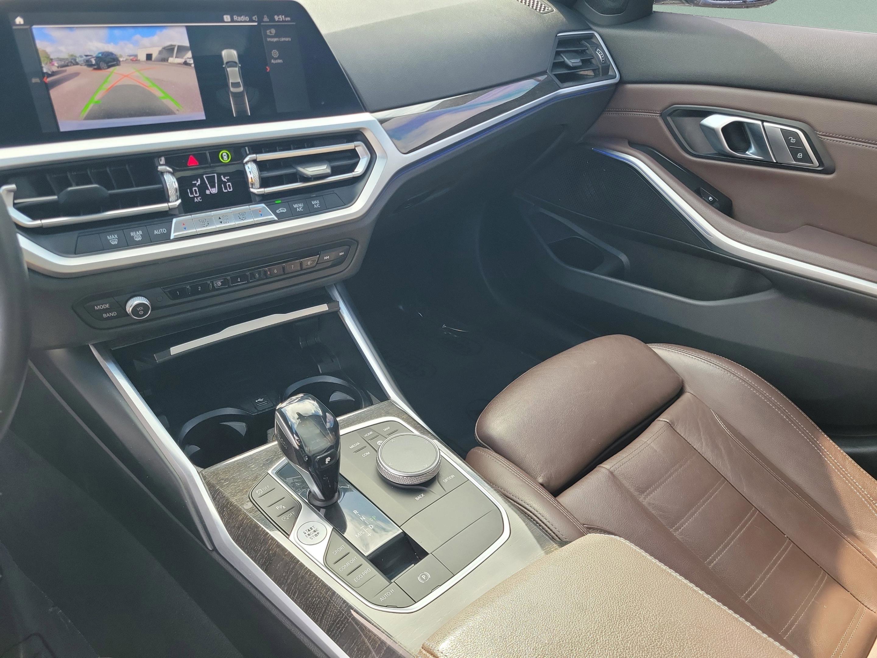 Used 2020 BMW 330i Sedan w/ Convenience Package image 27