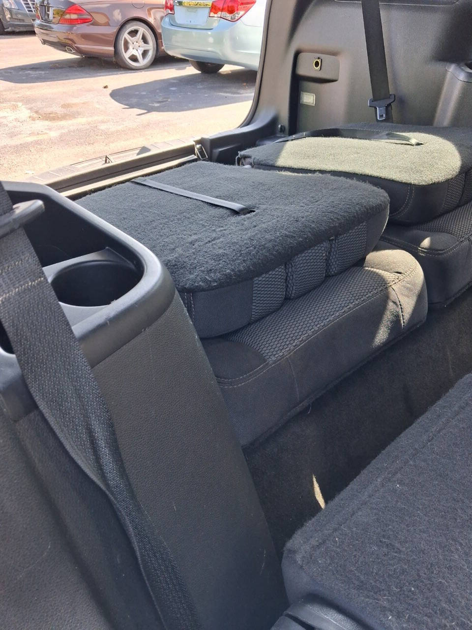 Used 2017 Ford Explorer XLT w/ Equipment Group 201A FWD image 17