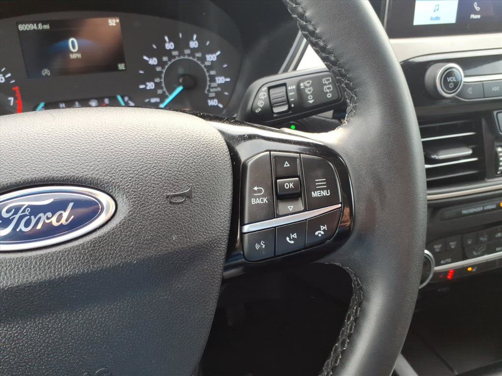 Used 2022 Ford Escape SE w/ Cold Weather Package image 16