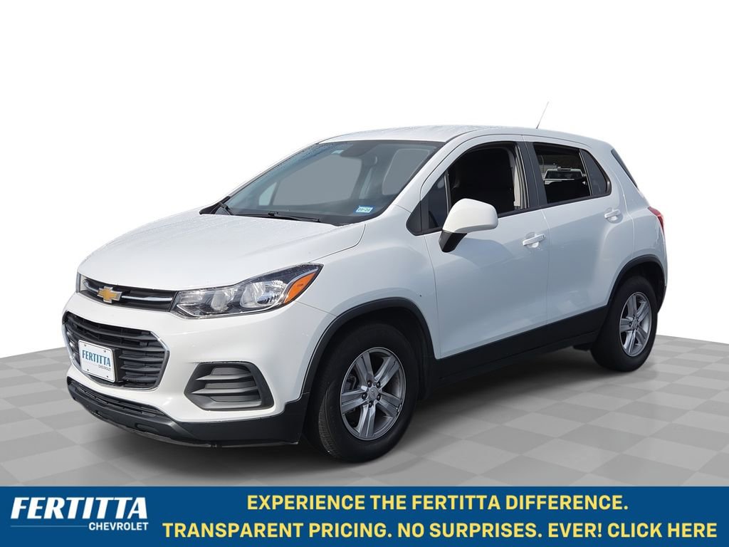 Used 2022 Chevrolet Trax LS w/ Tint and Cruise Package FWD image 1