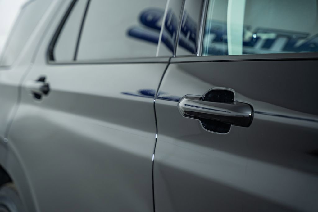 New 2026 Ford Explorer Active RWD image 16