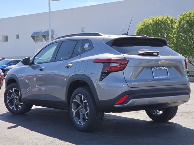 New 2026 Chevrolet Trax LT w/ Driver Confidence Package FWD image 19