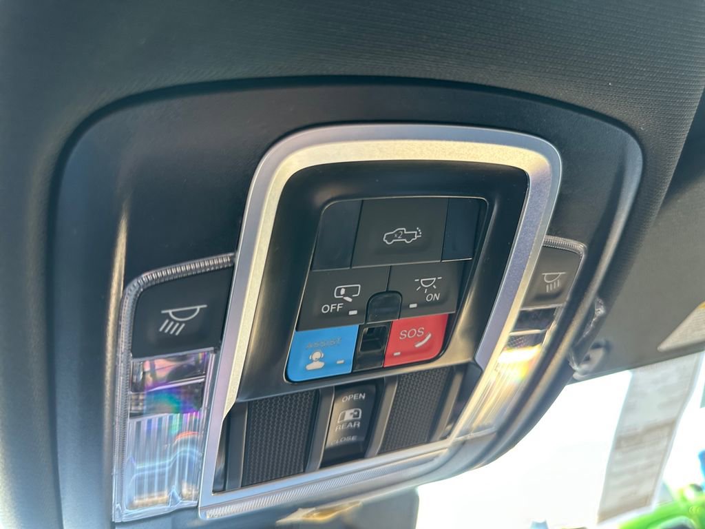 New 2026 RAM 1500 4x4 Crew Cab image 21