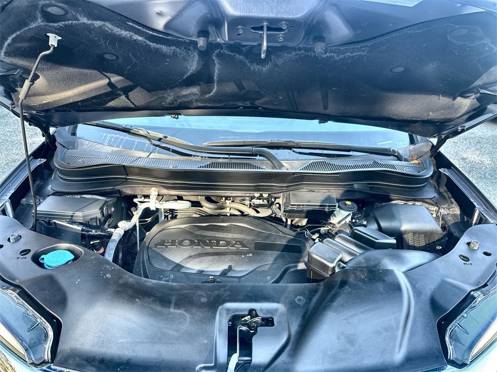 Used 2022 Honda Pilot Touring image 18