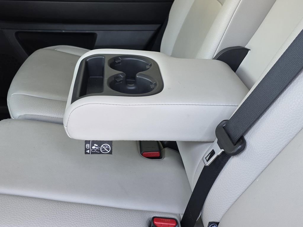 Used 2025 Nissan Pathfinder SL image 10