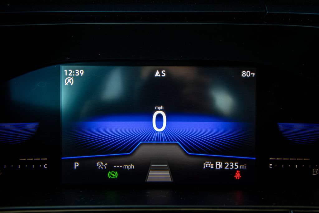 Used 2022 Volkswagen Taos SE FWD image 36