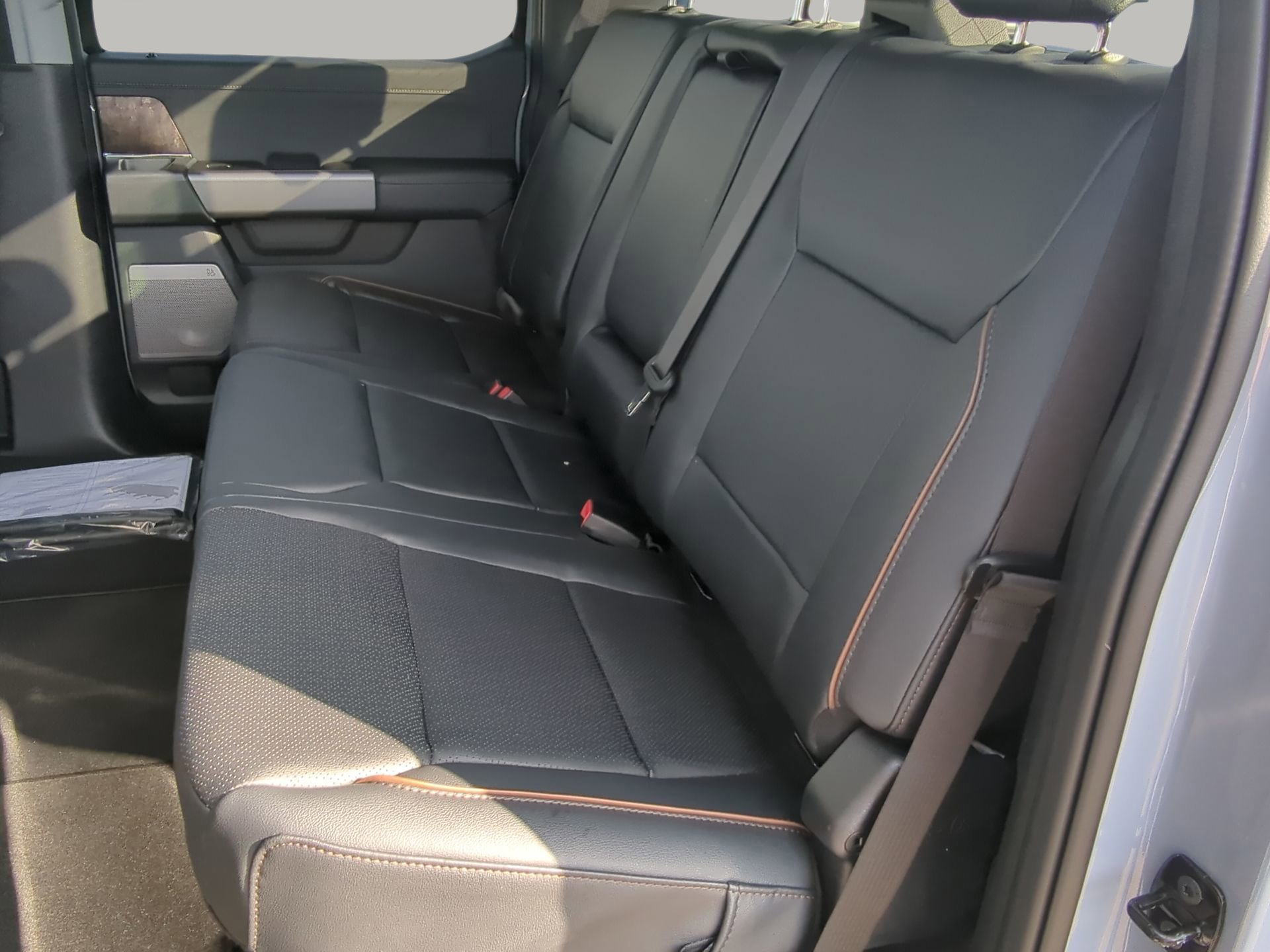 New 2026 Ford F350 Lariat w/ Black Appearance Package image 49