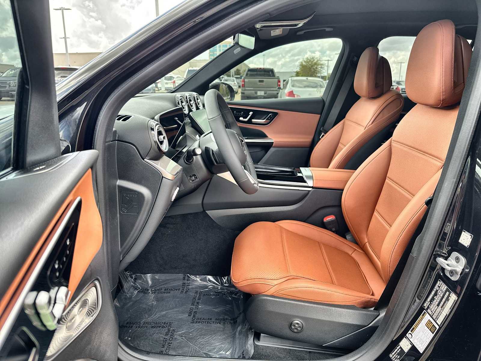 New 2026 Mercedes-Benz GLC 300 4MATIC image 2