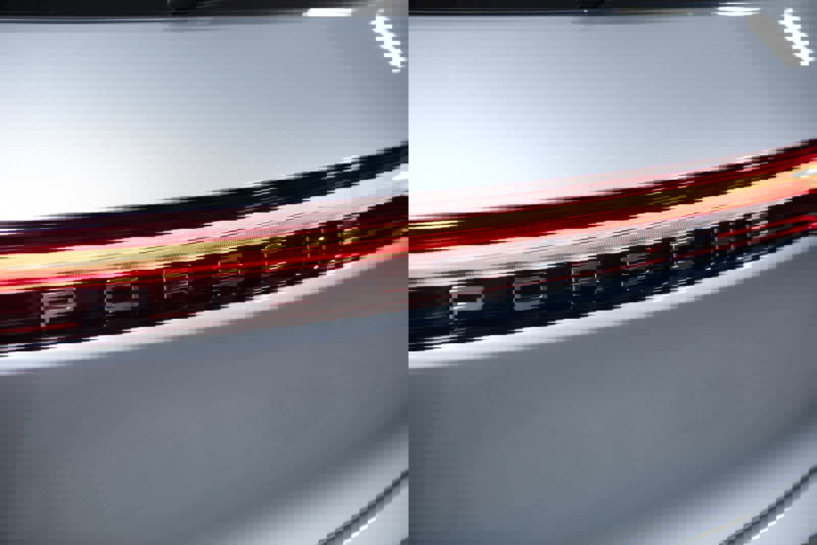 Certified 2026 Porsche Macan image 19