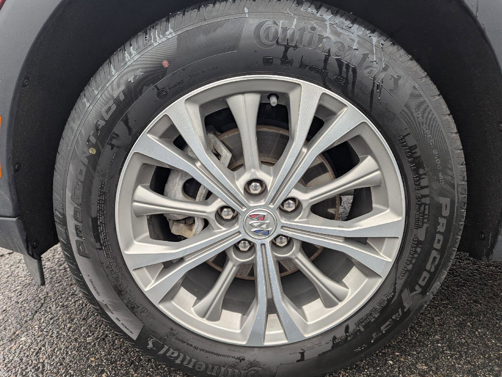 Used 2023 Buick Envision Preferred image 11