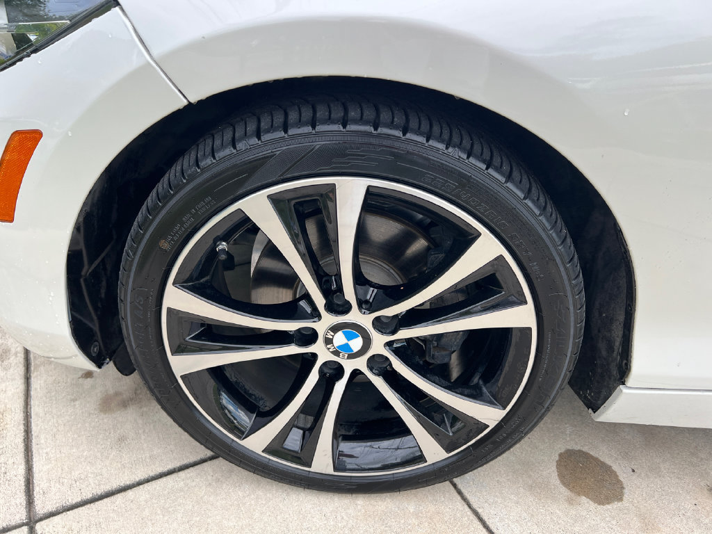 Used 2020 BMW 230i Coupe w/ Convenience Package RWD image 23