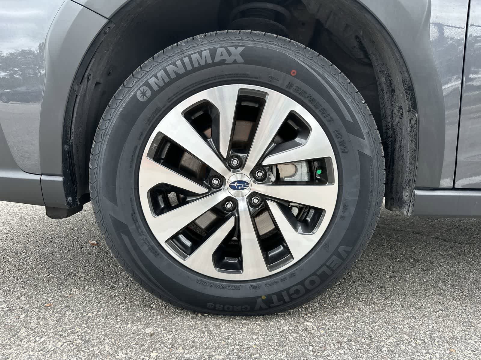 Used 2023 Subaru Outback Premium AWD/4WD image 14