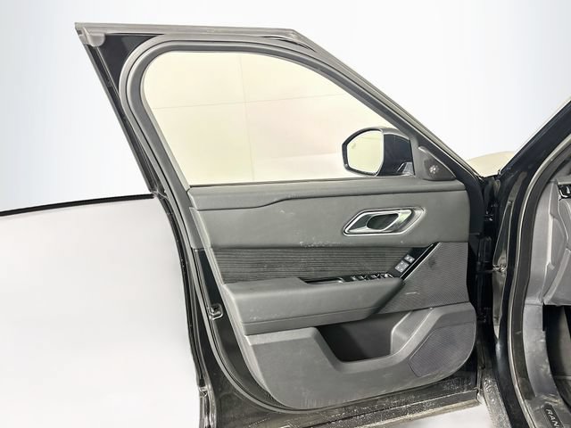 Used 2026 Land Rover Range Rover Velar S AWD/4WD image 11