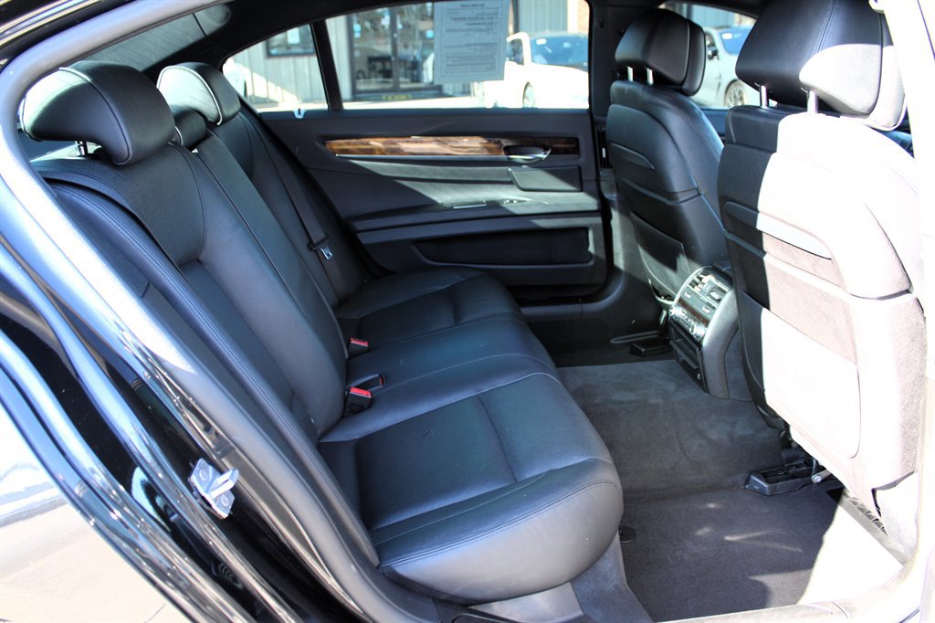 Used 2013 BMW 740Li image 19