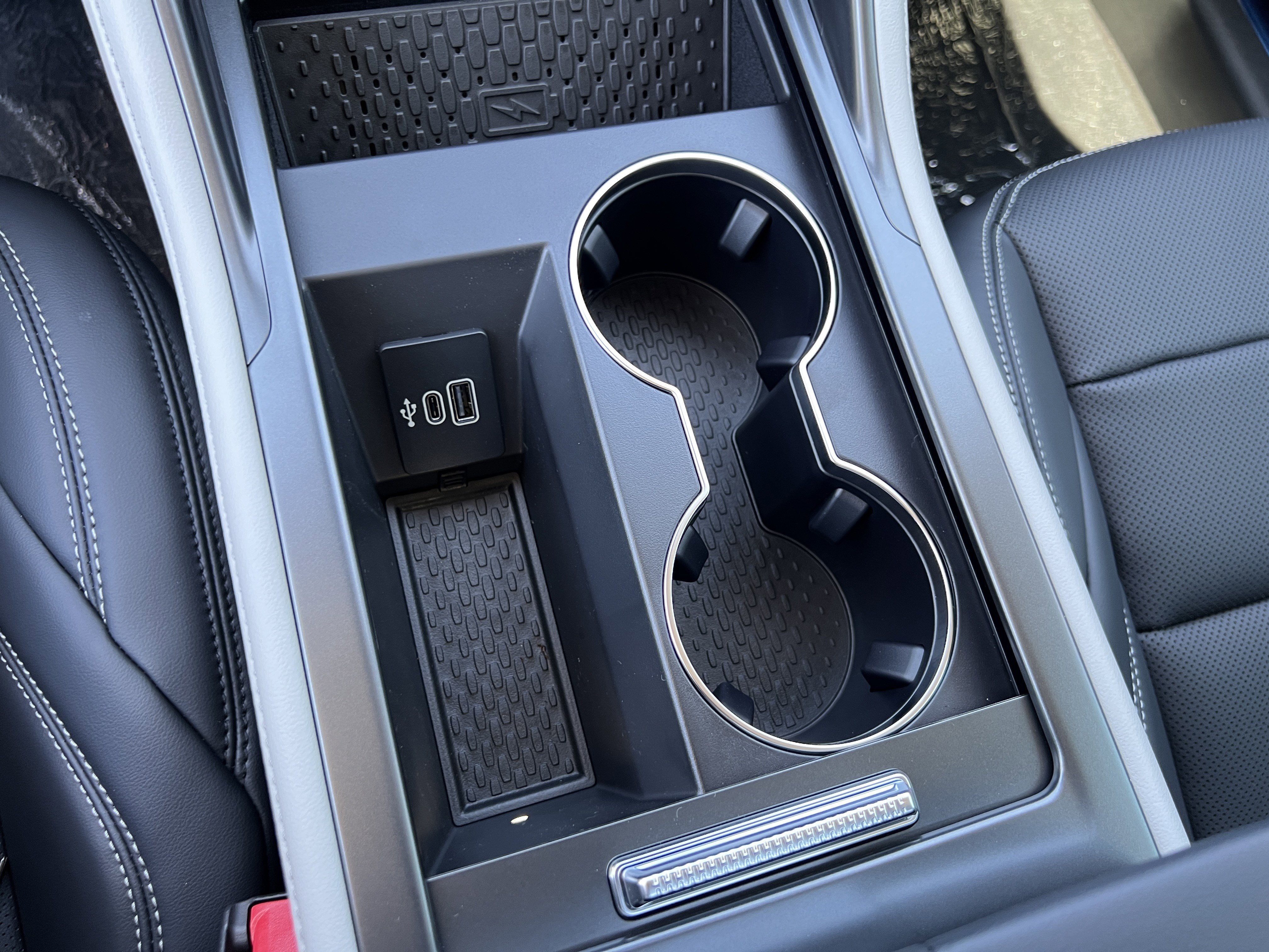 New 2025 Lincoln Nautilus Premier w/ Equipment Group 102A image 24