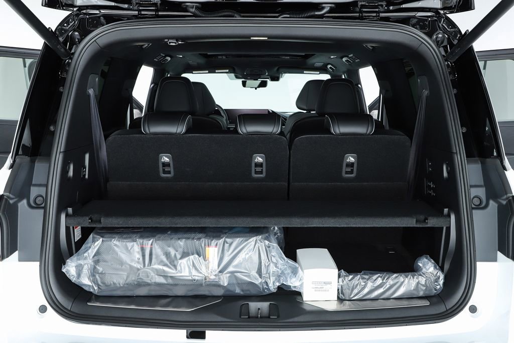 New 2026 INFINITI QX80 Autograph w/ Premium Cargo Package image 71