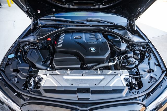 Used 2019 BMW 330i Sedan w/ Parking Assistance Package RWD image 30