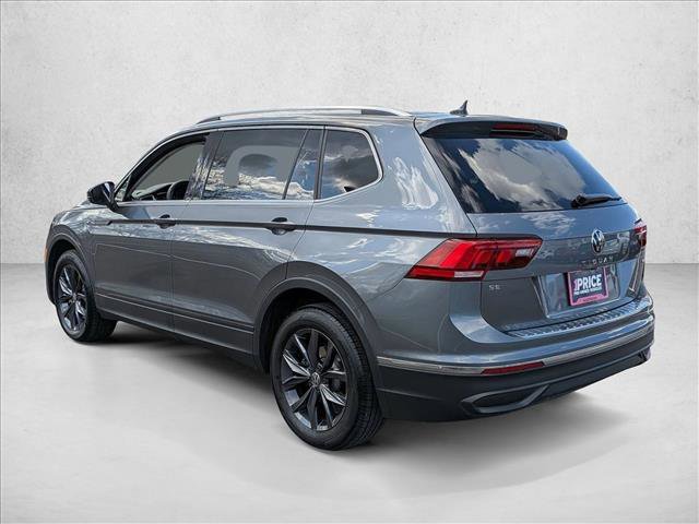 Used 2023 Volkswagen Tiguan SE w/ Panoramic Sunroof Package AWD/4WD image 8