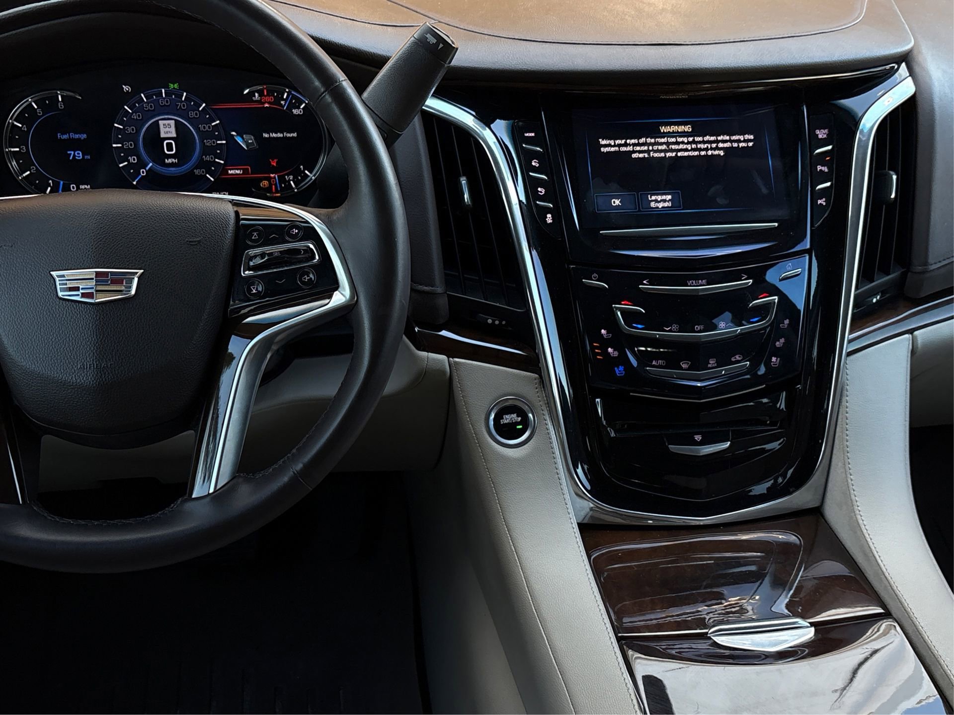 Used 2017 Cadillac Escalade ESV 2WD image 16