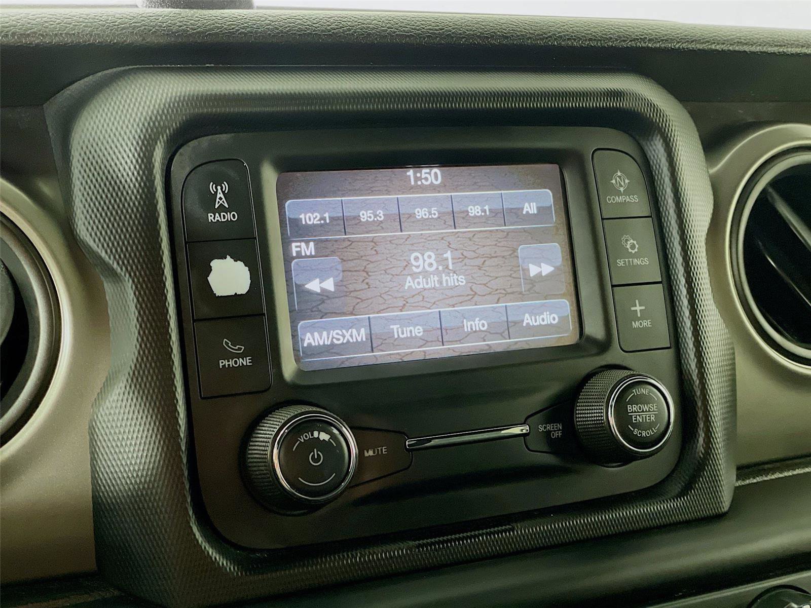 Used 2018 Jeep Wrangler Unlimited Sport S image 17