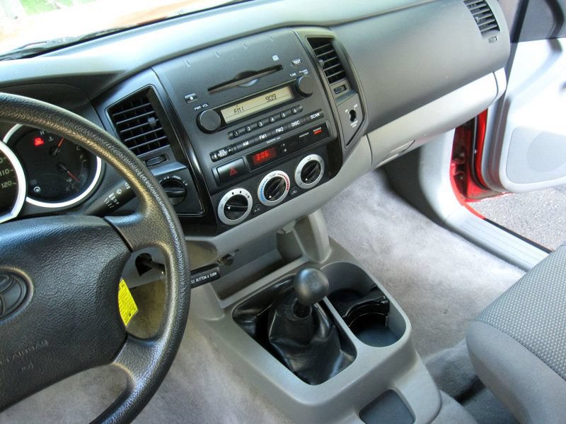 Used 2006 Toyota Tacoma 4x4 Regular Cab w/ Standard Pkg #1 image 22