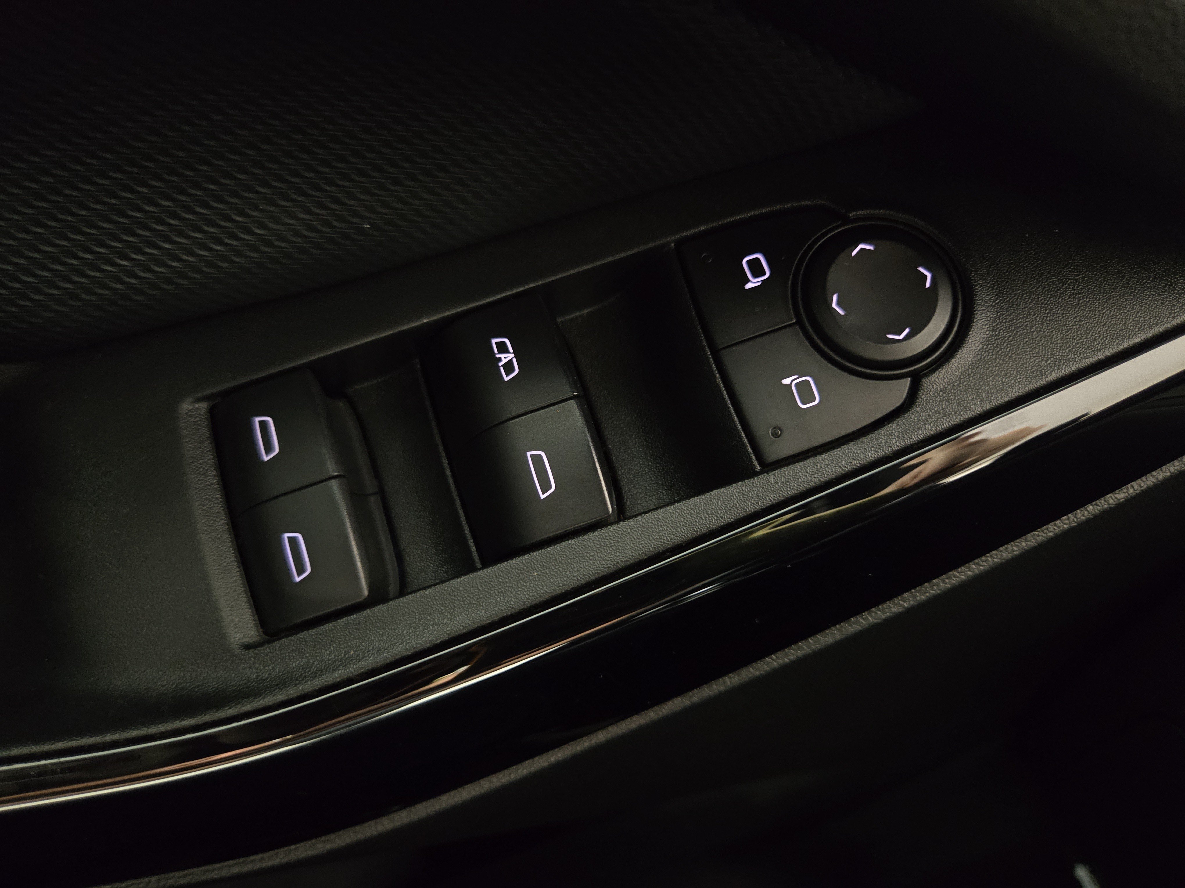 Certified 2026 Chevrolet Equinox LT FWD image 26