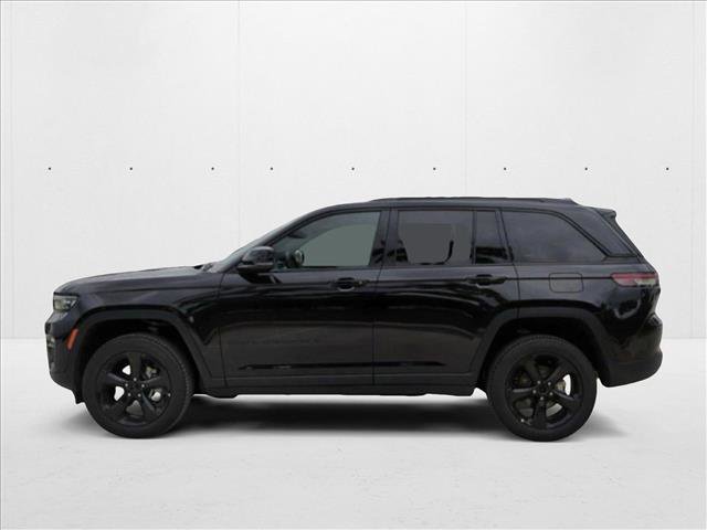 New 2025 Jeep Grand Cherokee L Limited w/ Black Appearance Package image 5