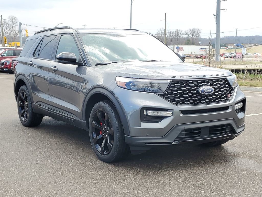 Used 2023 Ford Explorer ST w/ Equipment Group 401A image 4