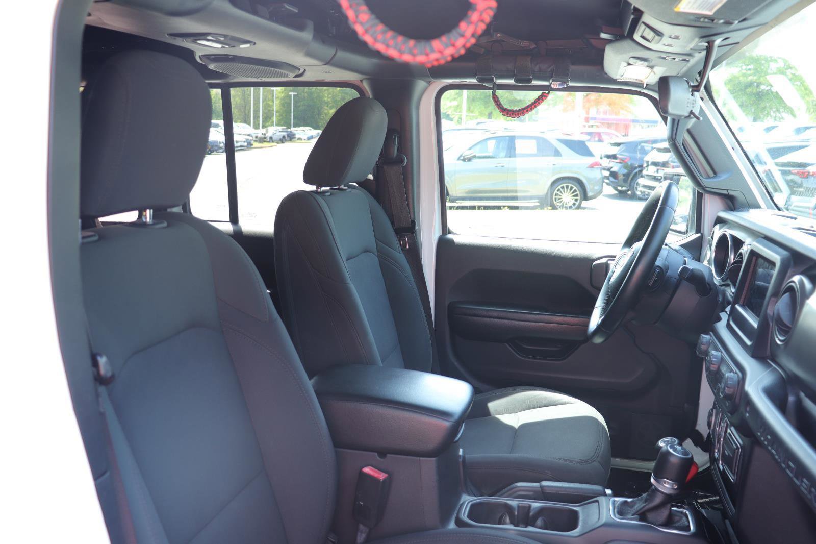 Used 2018 Jeep Wrangler Unlimited Sport S image 15