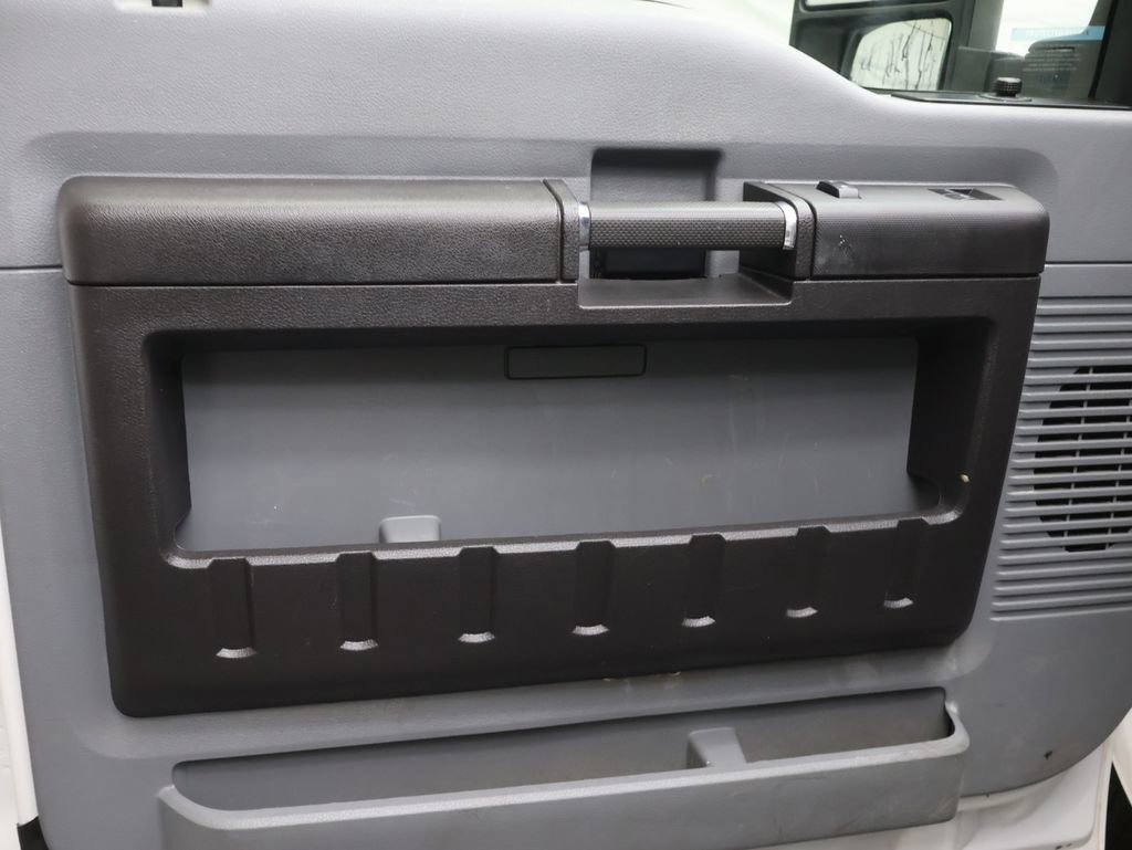 Used 2015 Ford F250 XL w/ Power Equipment Group image 15