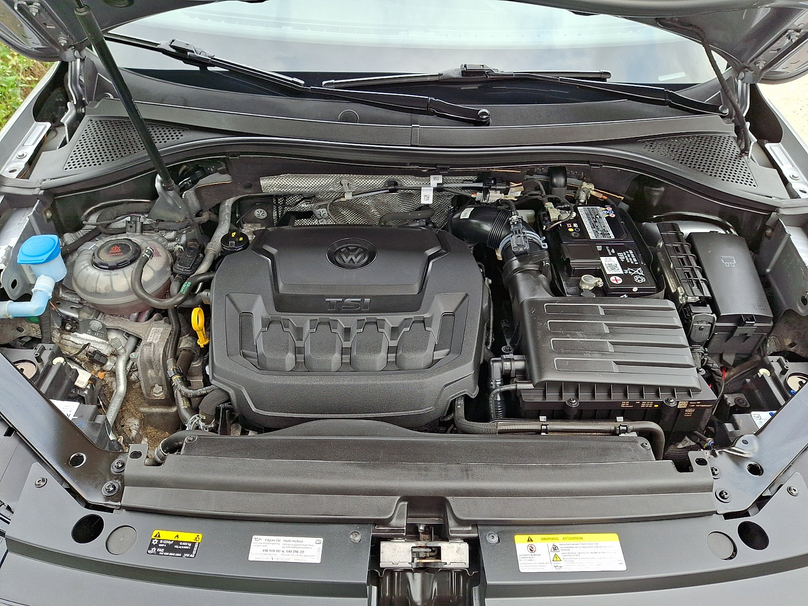 Used 2023 Volkswagen Tiguan SE AWD/4WD image 29