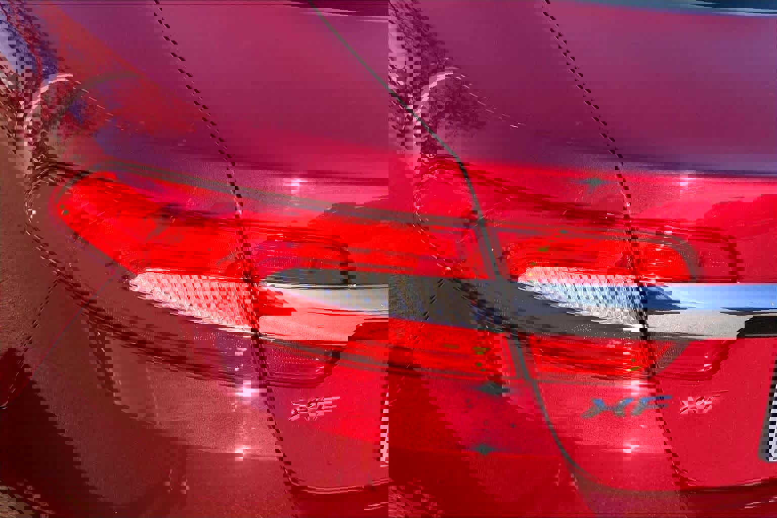 Used 2013 Jaguar XF 3.0 image 28