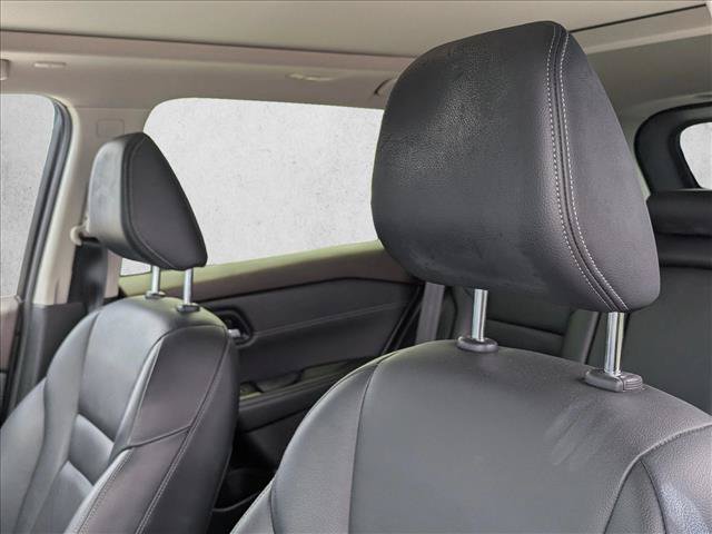 Used 2023 Nissan Rogue SL AWD/4WD image 14