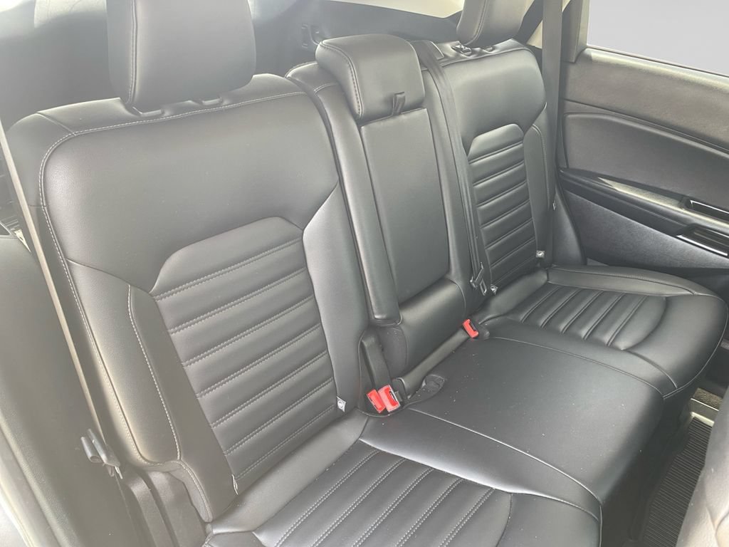 Certified 2019 Ford Edge SEL w/ Equipment Group 201A AWD/4WD image 14